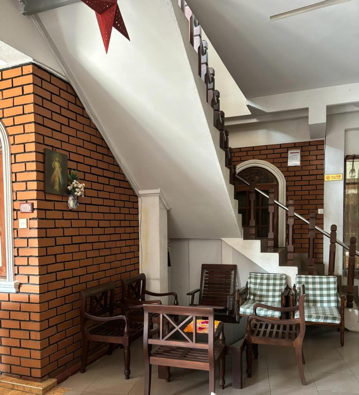 נגומבו Village Inn Resort מראה חיצוני תמונה